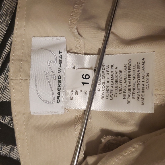 Golf Shorts - Picture 5 of 5